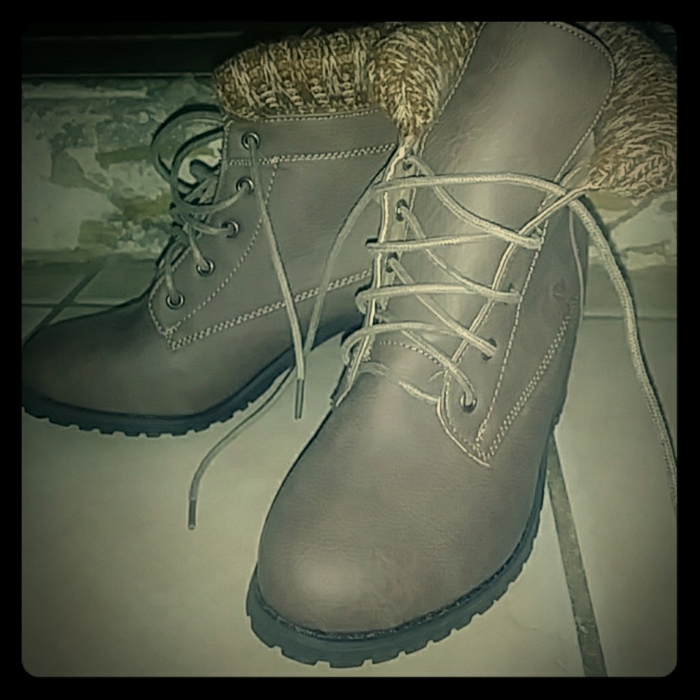 Ankle boots